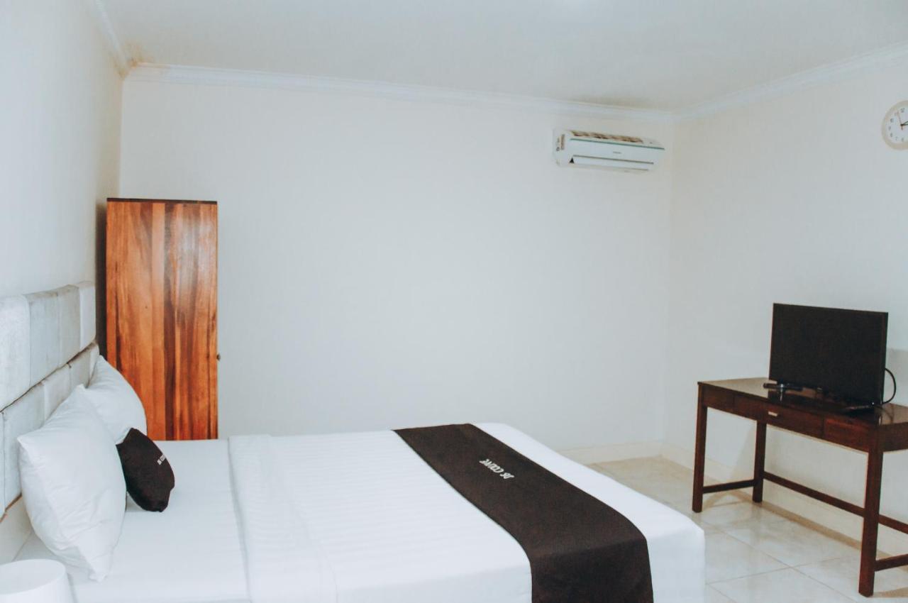 Ds Colive Marina Airport Otel Semarang Dış mekan fotoğraf