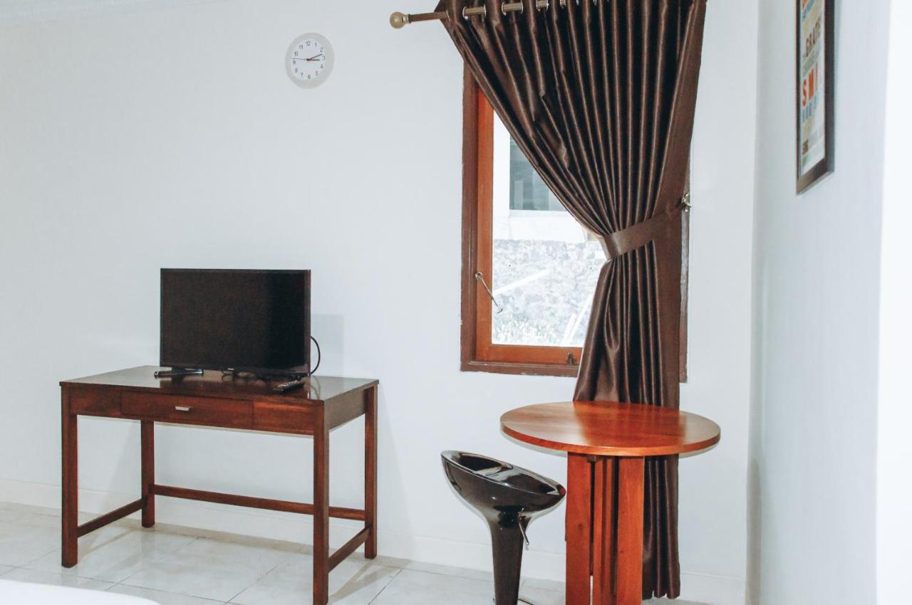 Ds Colive Marina Airport Otel Semarang Dış mekan fotoğraf